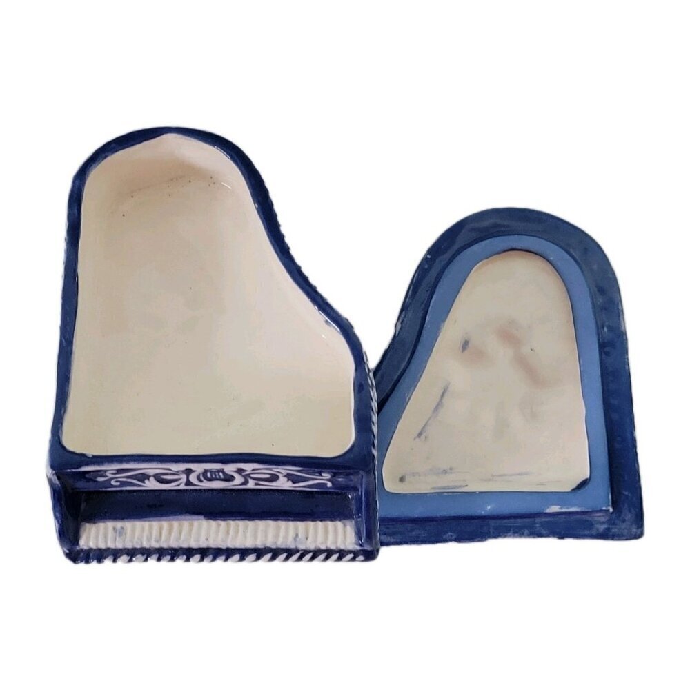 Baby Grand Piano Trinket Box Ceramic Blue And White Janet Williamson 1972 Marked - Picture 3 of 4